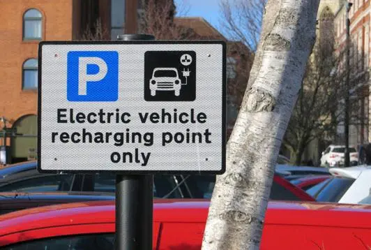 electric-car-recharging-point-sign