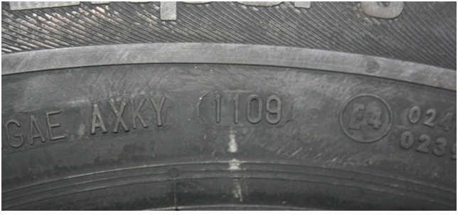 markings-2-tyre markings-2-tyre