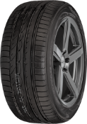 Close-up of the tread Yokohama ADVAN Sport V103 275/45 R19 108 Y XL, RPB, N0