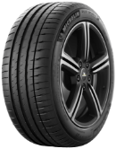 Close-up of the tread Michelin Pilot Sport 4 225/50 R16 92 Y ZR