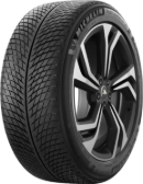 Close-up of the tread Michelin Pilot Alpin 5 SUV 245/50 R20 105 V XL