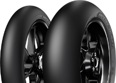 Close-up of the tread Metzeler Racetec TD Slick 180/60 R17 23 S Rear TL NHS