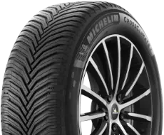 Close-up of the tread Michelin CrossClimate 2
