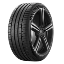 Close-up of the tread Michelin Pilot Sport 5 255/35 R19 96 Y XL, ZR