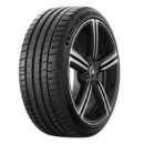 Close-up of the tread Michelin Pilot Sport 5 215/40 R17 87 Y XL, ZR