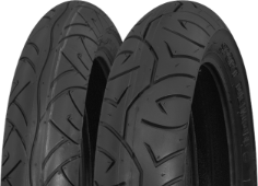 Close-up of the tread Pirelli Sport Demon 130/80-17 65 H Rear TL M/C