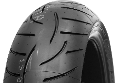 Close-up of the tread Metzeler Roadtec Z8 Interact 160/60ZR18 (70 W) Rear TL M/C M