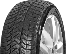 Close-up of the tread Pirelli SnowControl 3