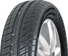 Close-up of the tread Goodyear Efficientgrip Compact
