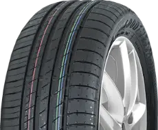 Close-up of the tread Goodyear Efficientgrip Performance